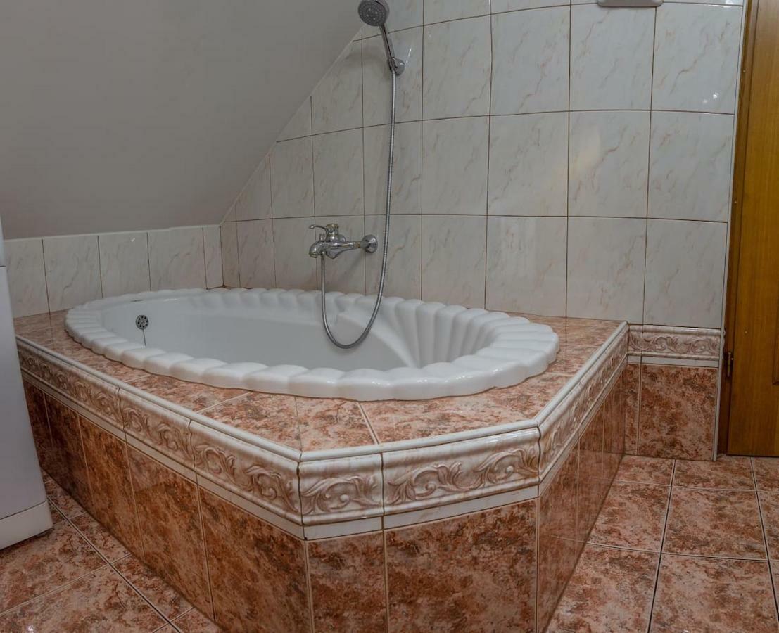 Apartma Ajda Komenda المظهر الخارجي الصورة