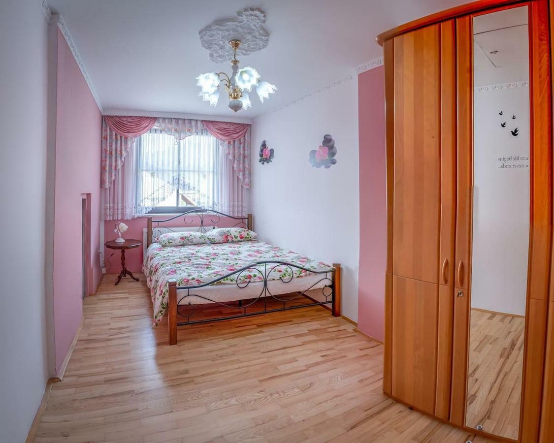 Apartma Ajda Komenda المظهر الخارجي الصورة