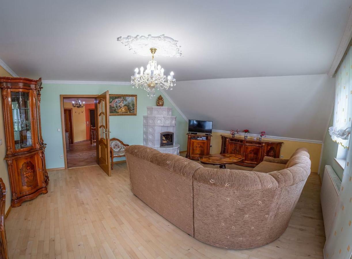 Apartma Ajda Komenda المظهر الخارجي الصورة